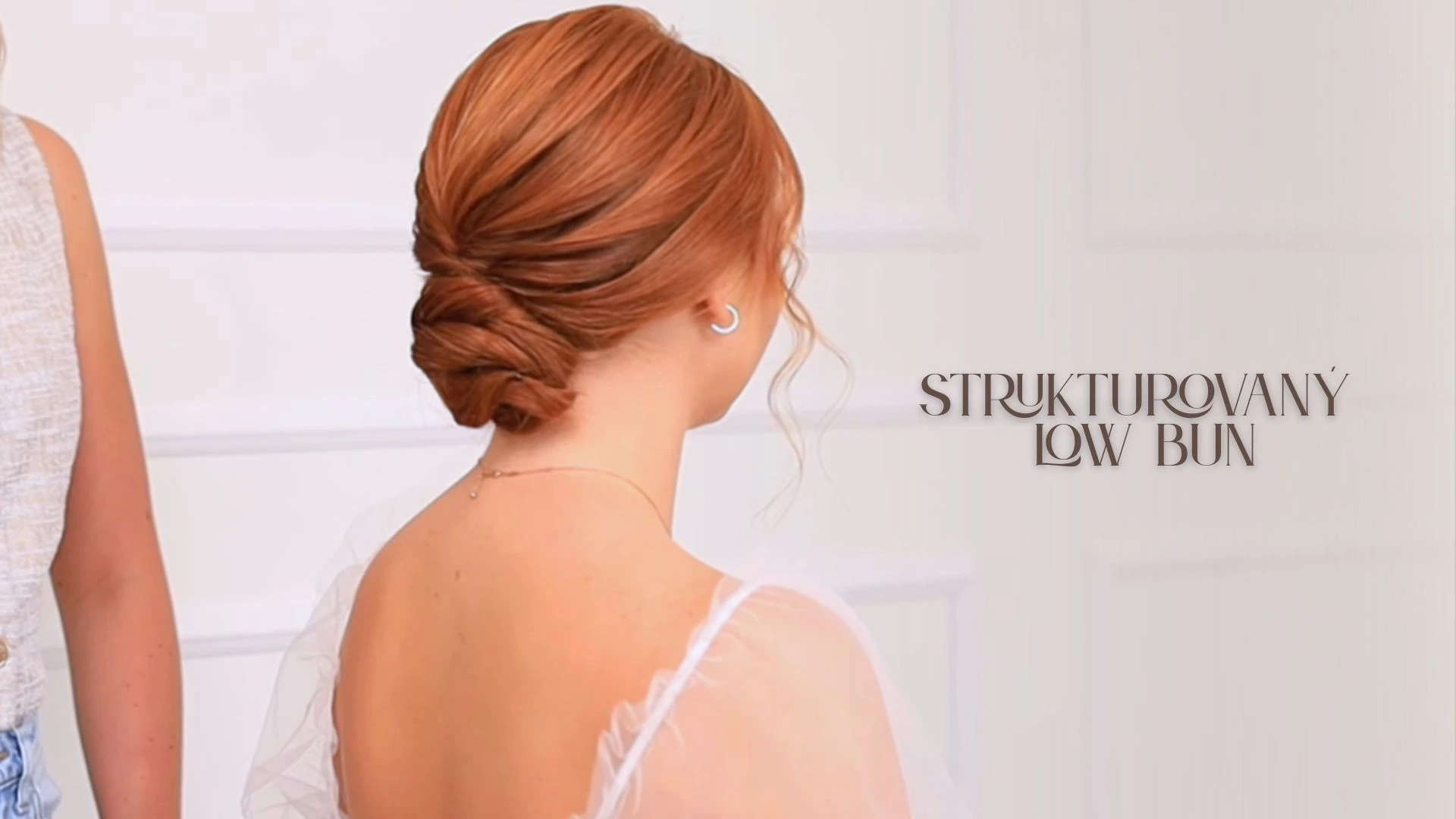 Strukturovaný Low Bun_nahled